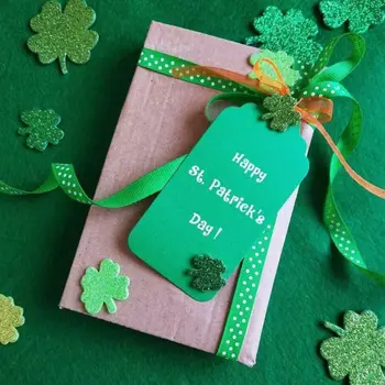 200PCS Multi Style Christmas Series Paper Tags DIY Crafts Hang Tag With Rope Christmas Party Labels Gift Wrapping Supplies9
200PCS Multi Style Christmas Series Paper Tags DIY Crafts Hang Tag With Rope Christmas Party Labels Gift Wrapping Supplies9