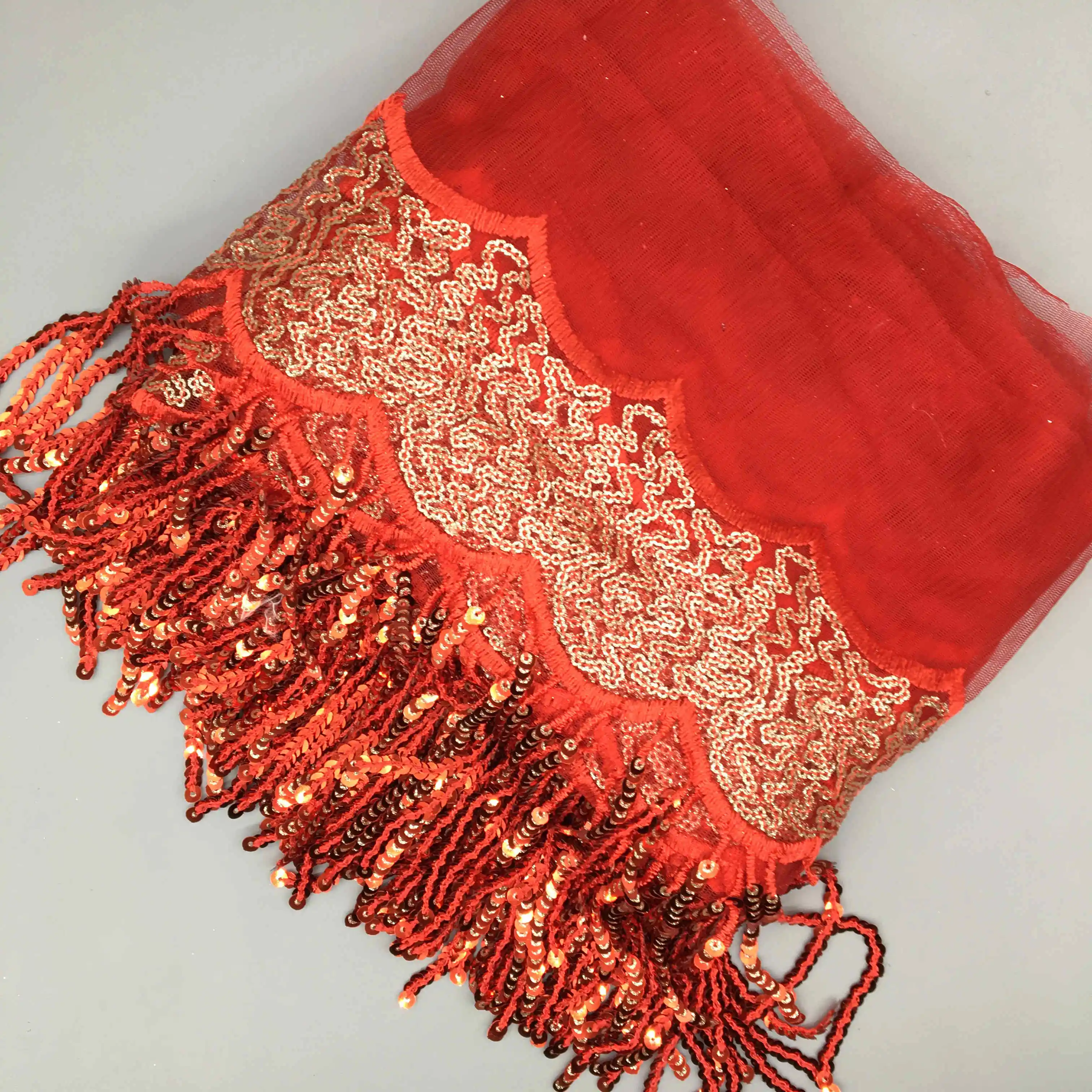 5 yards/Lot Red Sequin Lace Ribbon Sparkly Lace Trim Glitter Fabric for Bikini Clothes Dress Stage Party Wedding DIY Decoration
5 yards/Lot Red Sequin Lace Ribbon Sparkly Lace Trim Glitter Fabric for Bikini Clothes Dress Stage Party Wedding DIY Decoration