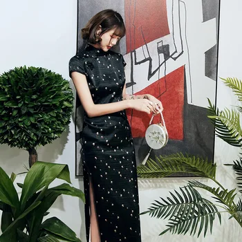 Sexy Lady Print Cheongsam Vestidso Satin Elegant Mandarin Collar Long Qipao Slim Vintage Button Evening Party Gown Big Size
Sexy Lady Print Cheongsam Vestidso Satin Elegant Mandarin Collar Long Qipao Slim Vintage Button Evening Party Gown Big Size