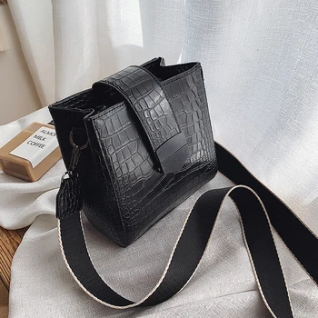 Vintage leather Stone Pattern Crossbody Bags For Women 2019 New Shoulder Bag Fashion Handbags and Purses Zipper Bucket Bags
Vintage leather Stone Pattern Crossbody Bags For Women 2019 New Shoulder Bag Fashion Handbags and Purses Zipper Bucket Bags