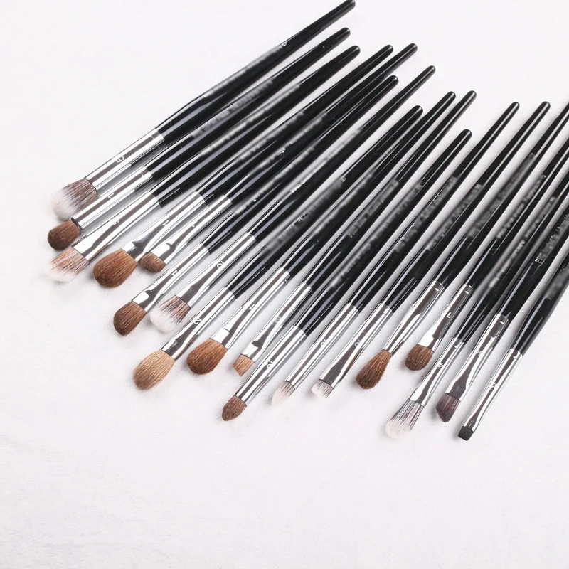 Pro Makeup brushes Eyeshadow detail eye make up brush Concealer highlight smudge crease blending shadow eyebrow liner Lip
Pro Makeup brushes Eyeshadow detail eye make up brush Concealer highlight smudge crease blending shadow eyebrow liner Lip