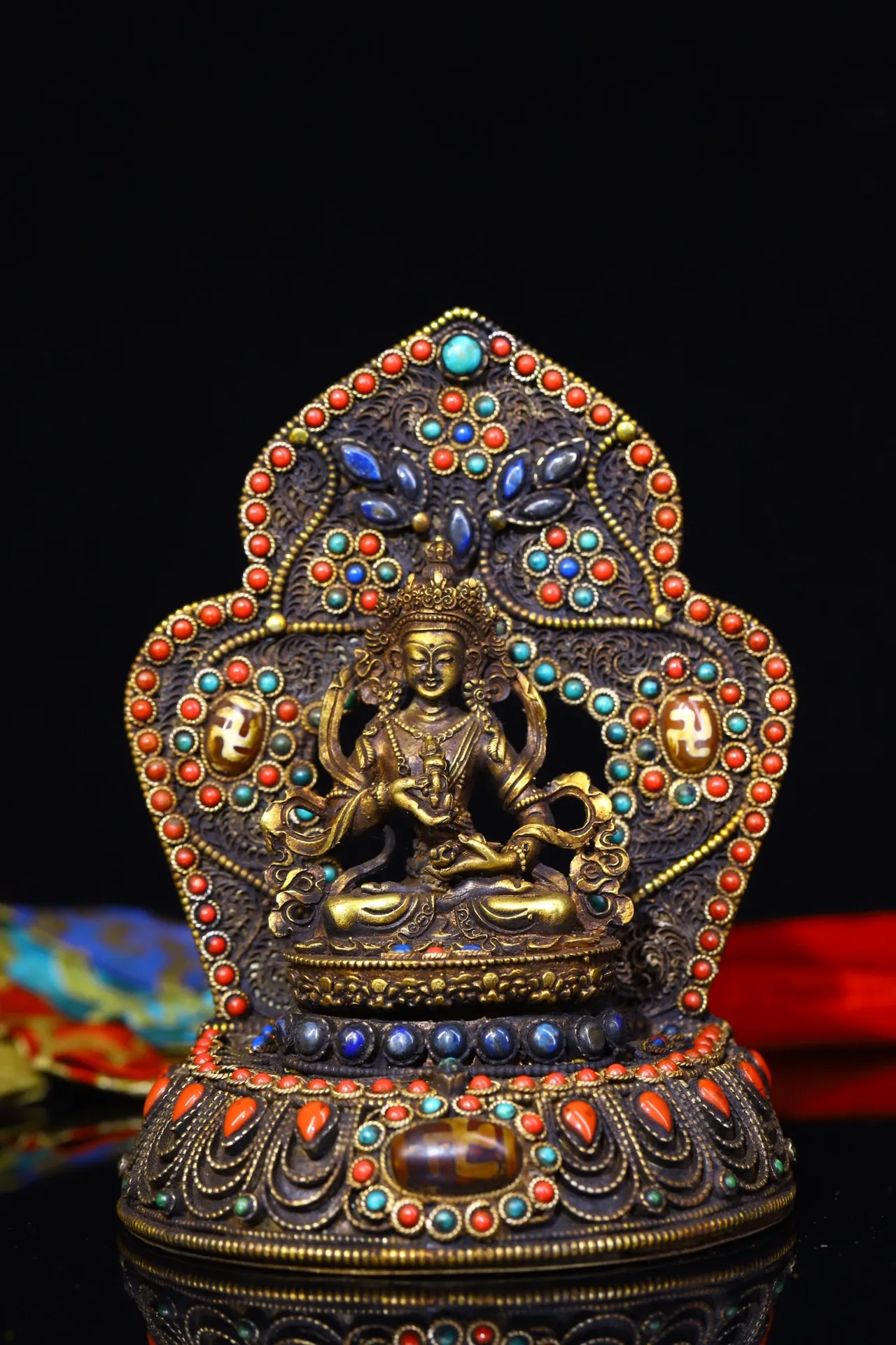 6"Tibetan Temple Collection Old Bronze Outline in gold Mosaic Gem gZi Beads Vajrasattoo Vajrasattva Backlit Buddha Worship Hall
6"Tibetan Temple Collection Old Bronze Outline in gold Mosaic Gem gZi Beads Vajrasattoo Vajrasattva Backlit Buddha Worship Hall