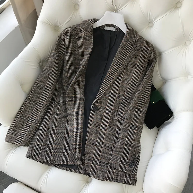 Single's Home 19 Autumn And Winter New Style British-Style Pattern Button Slit A- line Short Skirt + Wool Blended Suit Jacket
Single's Home 19 Autumn And Winter New Style British-Style Pattern Button Slit A- line Short Skirt + Wool Blended Suit Jacket