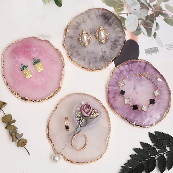 Circular Resin Agate Piece Suitable for Nail Color Mixing Jewelry Display Board Household Nail Palette Photography Props 
Circular Resin Agate Piece Suitable for Nail Color Mixing Jewelry Display Board Household Nail Palette Photography Props