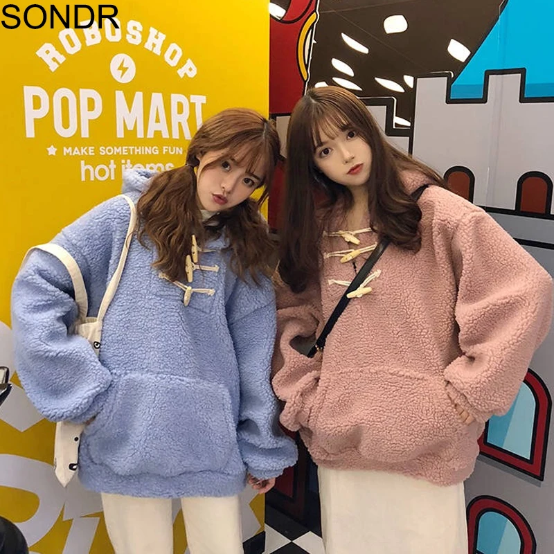 Winter Coat Women 2020 Autumn New Artificial Lambswool Korean Loose Sweater Girl Student Pullover Cute Pink Hooded Fleece Jacket
Winter Coat Women 2020 Autumn New Artificial Lambswool Korean Loose Sweater Girl Student Pullover Cute Pink Hooded Fleece Jacket