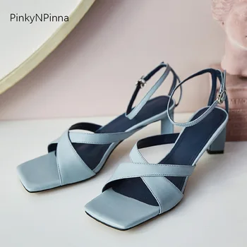 2020 new arrival women summer designer fashion genuine leather sandals square toe high heels sexy ankle strap blue party shoes
2020 new arrival women summer designer fashion genuine leather sandals square toe high heels sexy ankle strap blue party shoes