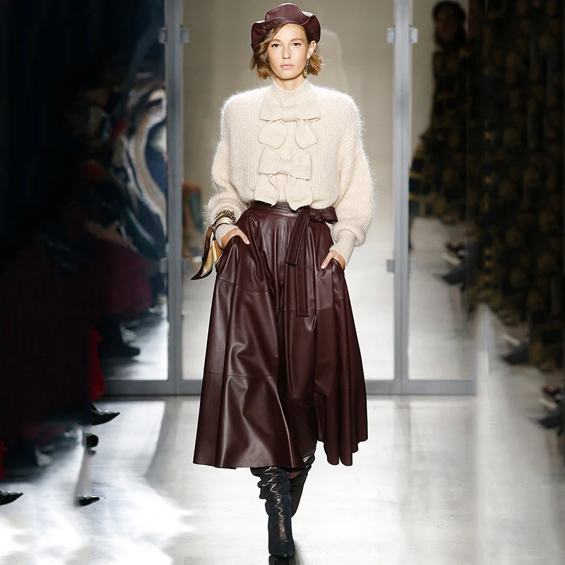 2019 Autumn Runway Designer Streetwear Solid Woman Soft Leather Skirt High Waist Bow Tie Long PU Skirts
2019 Autumn Runway Designer Streetwear Solid Woman Soft Leather Skirt High Waist Bow Tie Long PU Skirts
