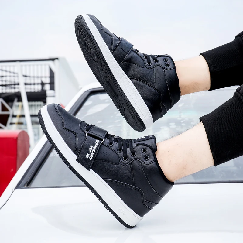 2019 new Korean version of high-quality thick-soled trend high to help outdoor non-slip color matching sneakers large size 38 -
2019 new Korean version of high-quality thick-soled trend high to help outdoor non-slip color matching sneakers large size 38 -