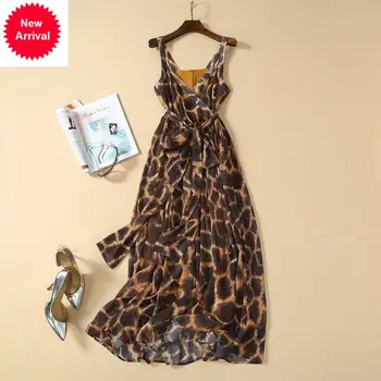 2020 New Summer Fashion Holiday Beach Strap Chiffon Long Dress Sleeveless Classic Design Quality Leopard Print Dresses Autumn
2020 New Summer Fashion Holiday Beach Strap Chiffon Long Dress Sleeveless Classic Design Quality Leopard Print Dresses Autumn