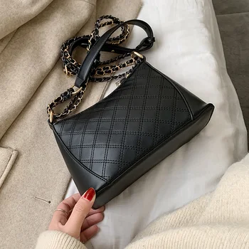 Chain PU Leather Crossbody Bags For Women 2020 Fashion Shoulder Messenger Bag Female Handbags Simple Cross Body Bag
Chain PU Leather Crossbody Bags For Women 2020 Fashion Shoulder Messenger Bag Female Handbags Simple Cross Body Bag