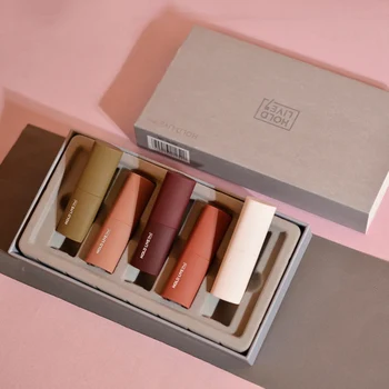 Fashion New 5 Colors Lip Gloss Long-lasting Waterproof Matte Velvet Glossy Lip Gloss Lipstick Lip Balm Sexy Lip Makeup
Fashion New 5 Colors Lip Gloss Long-lasting Waterproof Matte Velvet Glossy Lip Gloss Lipstick Lip Balm Sexy Lip Makeup