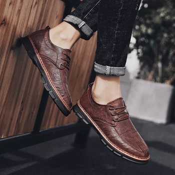 Moccasins black summer boots fashion flat comfortable Mens classic leisure sneakers designer mens oxford couro leather brown de
Moccasins black summer boots fashion flat comfortable Mens classic leisure sneakers designer mens oxford couro leather brown de