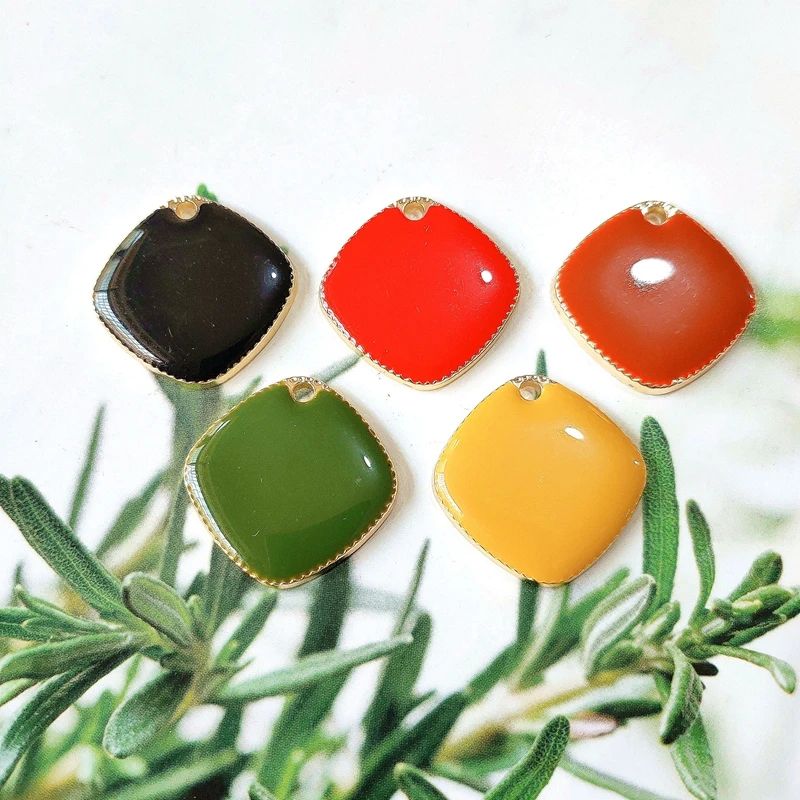 Square shape diy jewelry Alloy dripping oil k gold earring settings pendant handmade gold plated findings 4 pieces / lot
Square shape diy jewelry Alloy dripping oil k gold earring settings pendant handmade gold plated findings 4 pieces / lot