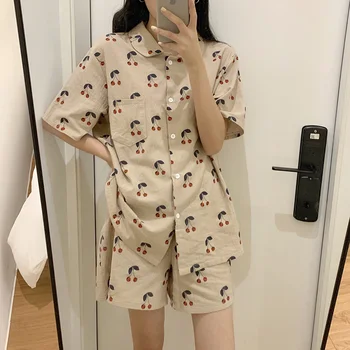 Summer Ladies 2pcs Pajamas Cotton Linen Cherry Print Home Clothes Vintage Sweet Girls Pocket Sleepwear Floral Shirt+Shorts S888
Summer Ladies 2pcs Pajamas Cotton Linen Cherry Print Home Clothes Vintage Sweet Girls Pocket Sleepwear Floral Shirt+Shorts S888