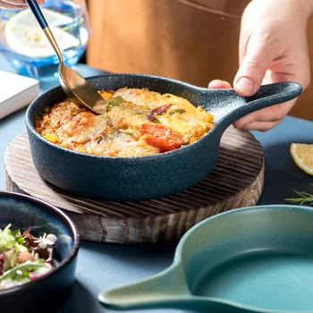 Japanese-style Ceramic Handle Bakeware Tableware Modern Household Kiln Retro Fruit Salad Dessert Plate Hotel Restaurant Supplies 
Japanese-style Ceramic Handle Bakeware Tableware Modern Household Kiln Retro Fruit Salad Dessert Plate Hotel Restaurant Supplies