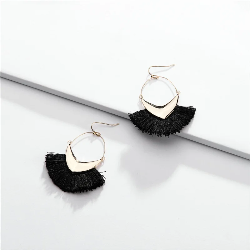 Trendy 5 Style Bohemia Fringe Pendant Earrings Alloy Arrow Hollow Fringe Drop Earrings Elegant Fringe Drop Earrings for Woman
Trendy 5 Style Bohemia Fringe Pendant Earrings Alloy Arrow Hollow Fringe Drop Earrings Elegant Fringe Drop Earrings for Woman
