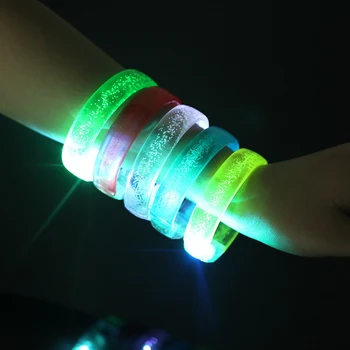 6pcs/set Unisex Acrylic LED Flash Bracelet Luminous Bracelet Wrist Bracelet Luminous Christmas Bracelet
6pcs/set Unisex Acrylic LED Flash Bracelet Luminous Bracelet Wrist Bracelet Luminous Christmas Bracelet
