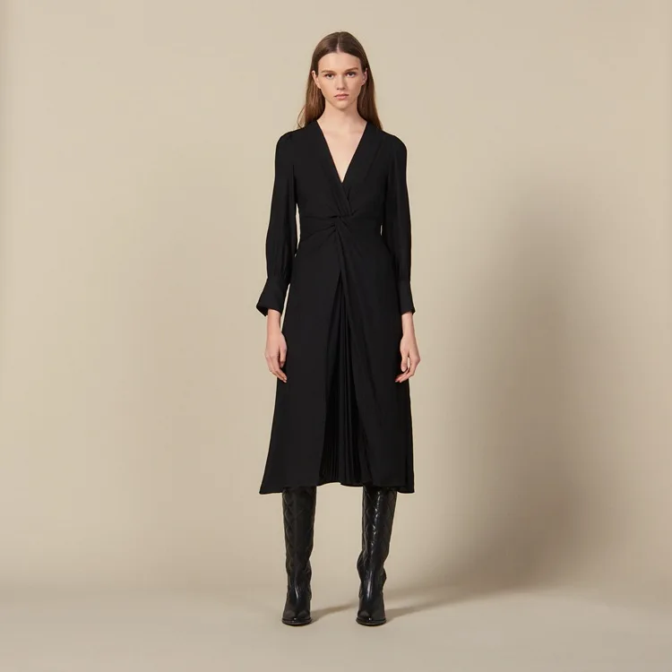 Autumn 2019 New Style Wrinkled V-Collar High-waist Slim Dresses Fashion Black Dress Women
Autumn 2019 New Style Wrinkled V-Collar High-waist Slim Dresses Fashion Black Dress Women