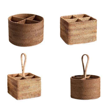 Hand-Woven Wicker Straw Storage Basket Portable Four Compartment Classification Storage Fruit Basket Home Storage
Hand-Woven Wicker Straw Storage Basket Portable Four Compartment Classification Storage Fruit Basket Home Storage