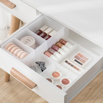 Adjustable Drawer Style Make Up Storage Box Plastic Sundries Cosmetic Container Divider Desktop Sundries Finishing Box pf91916
Adjustable Drawer Style Make Up Storage Box Plastic Sundries Cosmetic Container Divider Desktop Sundries Finishing Box pf91916