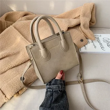 Fashion handbag ladies 2020 new Korean casual fashion shoulder bag messenger bag
Fashion handbag ladies 2020 new Korean casual fashion shoulder bag messenger bag