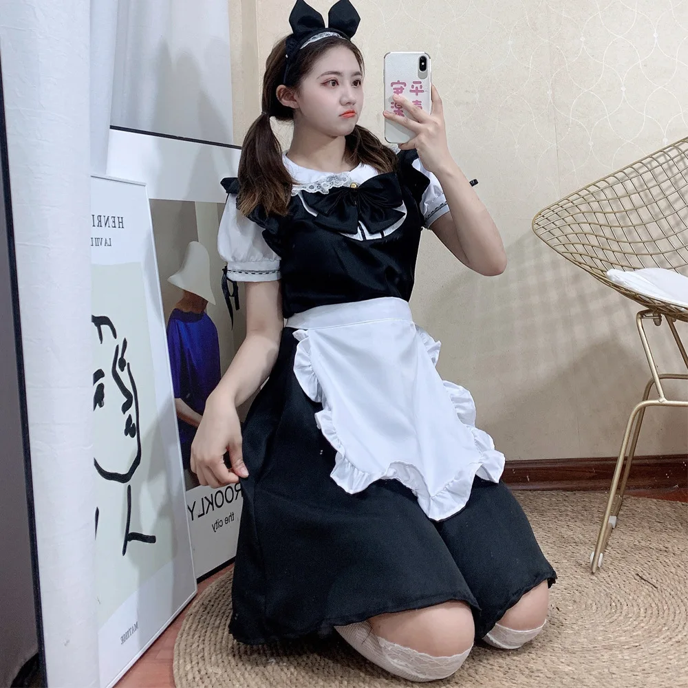 Black White Cute Maid Outfit Lolita Dress Girls Women Sweet Maid Cosplay Halloween Costume Dresses Outfit Performance Suit
Black White Cute Maid Outfit Lolita Dress Girls Women Sweet Maid Cosplay Halloween Costume Dresses Outfit Performance Suit