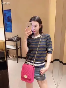 Sweaters Women Runway 2020 Sequins Christmas Pullovers Luxury Stripes Color Patchwork Sweaters Knitting Female Fashion Tops
Sweaters Women Runway 2020 Sequins Christmas Pullovers Luxury Stripes Color Patchwork Sweaters Knitting Female Fashion Tops