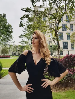 Elegant Mesh Summer Red Black Halter Deep V Neck Maxi Party New Fashion Short Sleeveless Backless Women Vintage Wear Dress
Elegant Mesh Summer Red Black Halter Deep V Neck Maxi Party New Fashion Short Sleeveless Backless Women Vintage Wear Dress