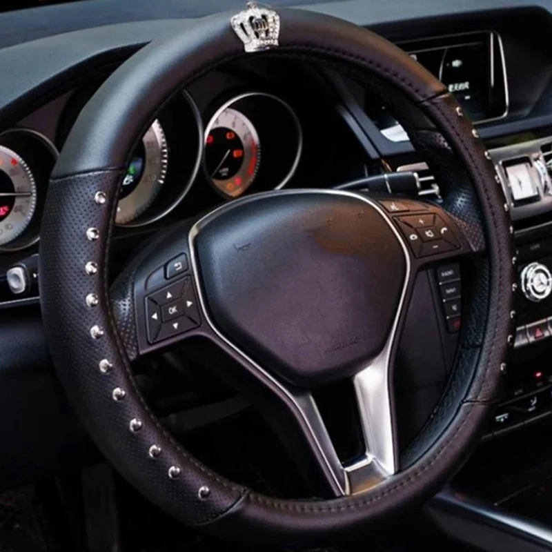 Universal Car Steering Wheel Cover Leather Bling Diamond Crown with Rivets Four Seasons Steeling Protector Car Styling
Universal Car Steering Wheel Cover Leather Bling Diamond Crown with Rivets Four Seasons Steeling Protector Car Styling