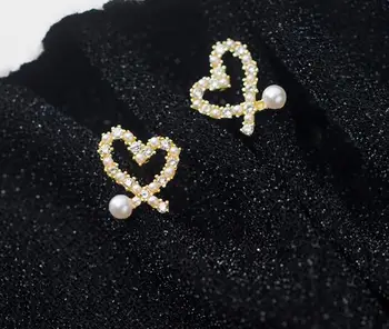 100% Real. 925 Sterling Silver Fine Jewelry CZ Zircon&Shell Peal Open Love Heart Stud Earrings gtle2985
100% Real. 925 Sterling Silver Fine Jewelry CZ Zircon&Shell Peal Open Love Heart Stud Earrings gtle2985