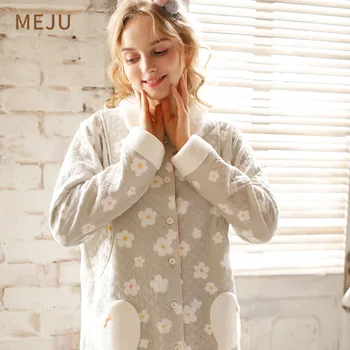 Autumn and winter women's breastfeeding confinement clothing long-sleeved postpartum nursing home service maternity suit 
Autumn and winter women's breastfeeding confinement clothing long-sleeved postpartum nursing home service maternity suit