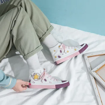 Spring 2020 Designer New Hand-painted Anime Pattern Cute Girl Sweet Pink High-top Canvas Womens Shoes Chic Leisure Flat Sneakers
Spring 2020 Designer New Hand-painted Anime Pattern Cute Girl Sweet Pink High-top Canvas Womens Shoes Chic Leisure Flat Sneakers
