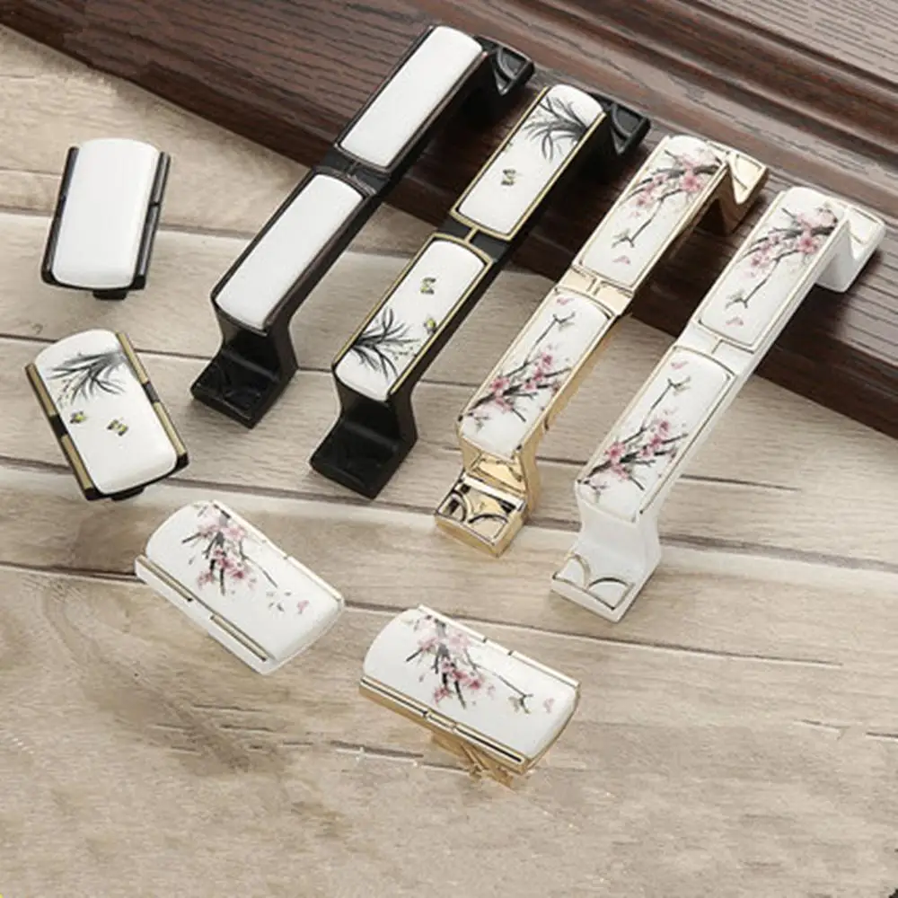 Golden ceramic handle European cabinet drawer furniture hardware bedside table simple European wardrobe handle American
Golden ceramic handle European cabinet drawer furniture hardware bedside table simple European wardrobe handle American