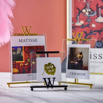 Nordic Personality Iron Frame Simple Metal Glass Decoration Decoration Newlyweds Recommended Picture Frame Desktop Decoration
Nordic Personality Iron Frame Simple Metal Glass Decoration Decoration Newlyweds Recommended Picture Frame Desktop Decoration