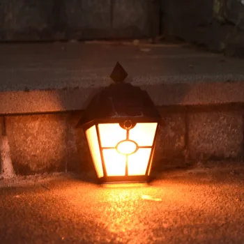 Cross-Border Solar Retro Hexagonal Pane Lights Simulation Dynamic Flame Garden Villa Landscape Lights
Cross-Border Solar Retro Hexagonal Pane Lights Simulation Dynamic Flame Garden Villa Landscape Lights