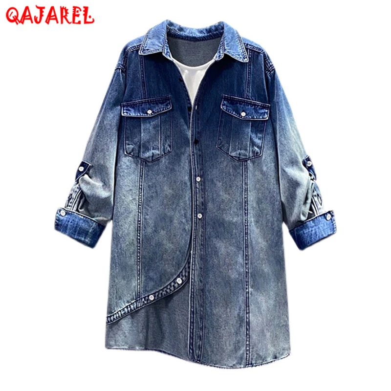 Women Blue Gradient Denim Coat Autumn Winter Korean Vintage Loose Denim Jackets 2024 New Elegant Bodycon Casual Long Sleeve Coat
Women Blue Gradient Denim Coat Autumn Winter Korean Vintage Loose Denim Jackets 2024 New Elegant Bodycon Casual Long Sleeve Coat