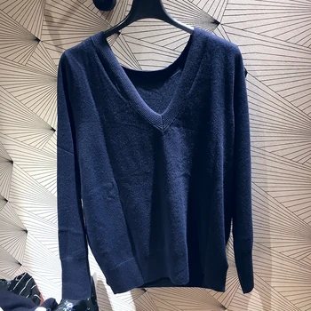 Autumn Winter Women Wool and Cashmere Sweater Soft Deep V Back Backless Sexy Knitwear Pullover
Autumn Winter Women Wool and Cashmere Sweater Soft Deep V Back Backless Sexy Knitwear Pullover