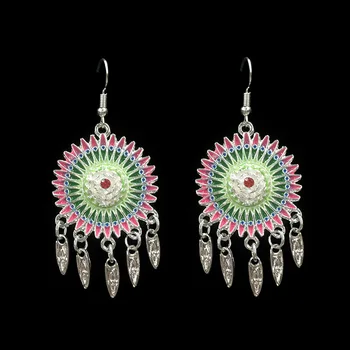 EARINGS FASHION JEWELRY EUROPEAN AND AMERICAN RETRO BOHEMIAN FASHION TEMPERAMENT ROUND TASSEL HOLLOW EARRING FOR WOMEN ACCESORIE
EARINGS FASHION JEWELRY EUROPEAN AND AMERICAN RETRO BOHEMIAN FASHION TEMPERAMENT ROUND TASSEL HOLLOW EARRING FOR WOMEN ACCESORIE