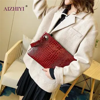 Female Fashion Vintage PU Leather Clutch Bag Women Alligator Pattern Pure Color Money Wrist Handbag Classic Purse
Female Fashion Vintage PU Leather Clutch Bag Women Alligator Pattern Pure Color Money Wrist Handbag Classic Purse
