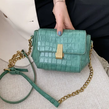 Fashion Women 2020 Simple Solid Color Stone patent Shoulder Bags Messenger Hasp Phone Bag With Button Bolso Bandolera Mujer 
Fashion Women 2020 Simple Solid Color Stone patent Shoulder Bags Messenger Hasp Phone Bag With Button Bolso Bandolera Mujer