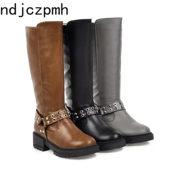 Women's Boots The New winter fashion Round head zipper Low-heeled Non-slip High tube Women's shoes 34-40 Heel Height 4cm black
Women's Boots The New winter fashion Round head zipper Low-heeled Non-slip High tube Women's shoes 34-40 Heel Height 4cm black