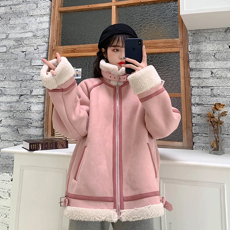 Soft Pink Imitation Lamb Coat Women's Clothing Autumn and Winter 2020 New Design Sense Vertical Collar Splicing Loose Coat
Soft Pink Imitation Lamb Coat Women's Clothing Autumn and Winter 2020 New Design Sense Vertical Collar Splicing Loose Coat