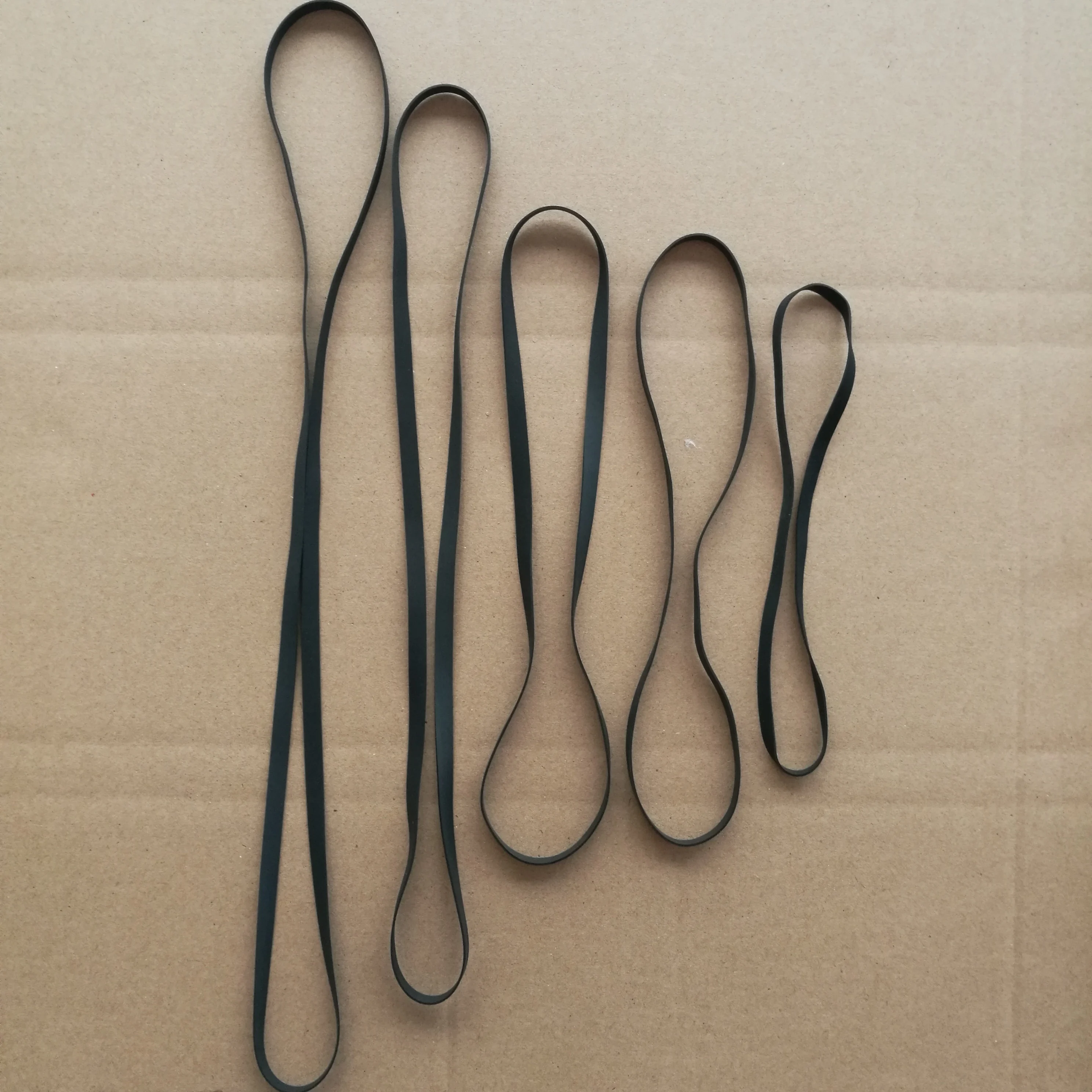 10Pcs Record Player Belt Flat Drive Belt Vinyl Record Player Drive Belt Opener Drive Belt
10Pcs Record Player Belt Flat Drive Belt Vinyl Record Player Drive Belt Opener Drive Belt