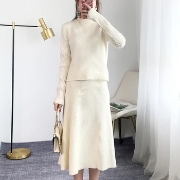 Runway Office Ladies Streetwear Solid Sweater Sets Women Suits Autumn Winter Female Mini Skirt Suits long Sleeve Two-piece Sets
Runway Office Ladies Streetwear Solid Sweater Sets Women Suits Autumn Winter Female Mini Skirt Suits long Sleeve Two-piece Sets