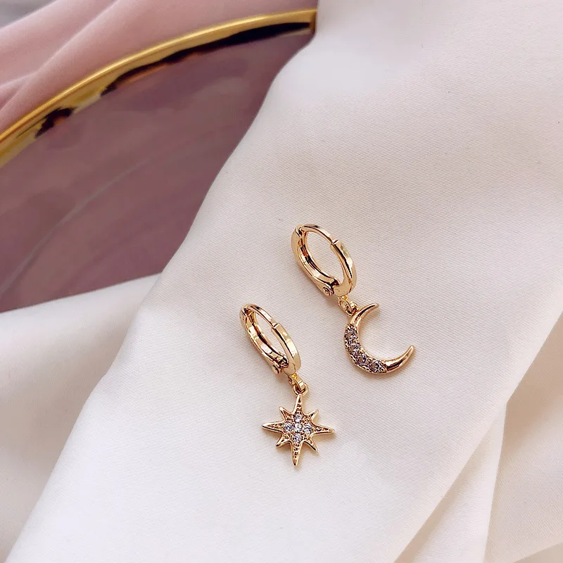 2019 New Arrival Crystal Classic Moon Women Dangle Earrings Simple Star-moon Asymmetric Earrings Drop Earrings Jewelry Earrings
2019 New Arrival Crystal Classic Moon Women Dangle Earrings Simple Star-moon Asymmetric Earrings Drop Earrings Jewelry Earrings