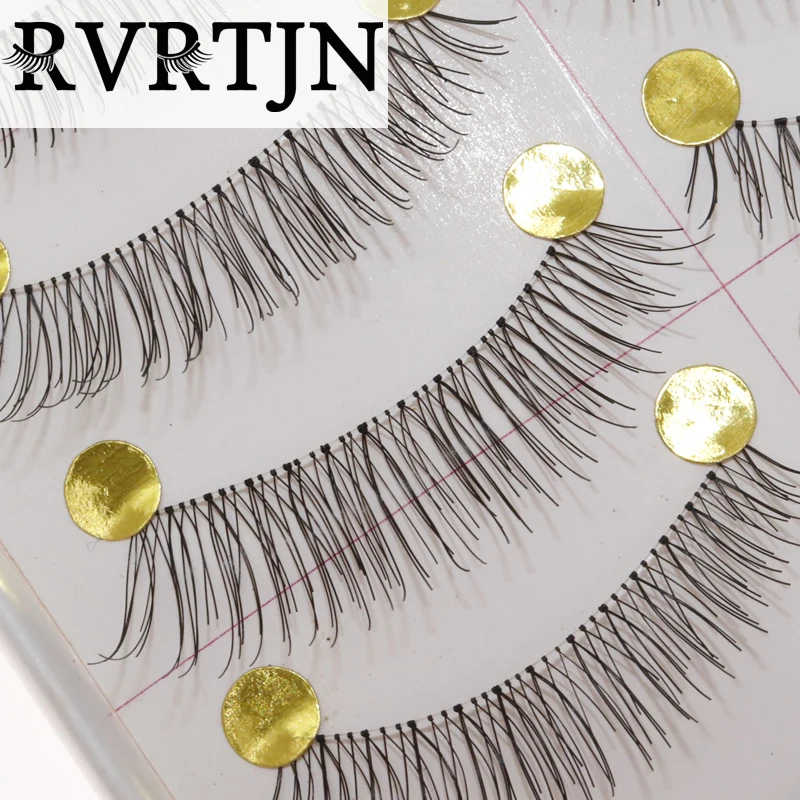 10 pairs of 3D soft false eyelashes naturally and delicately magnify the eyes and extend the eyelash makeup tool.
10 pairs of 3D soft false eyelashes naturally and delicately magnify the eyes and extend the eyelash makeup tool.