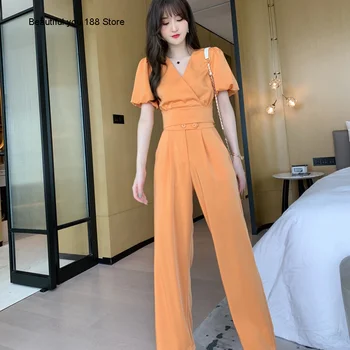 Casual suit women's 2020 Summer new temperament lantern sleeve short top high waist wide leg pants two-piece set
Casual suit women's 2020 Summer new temperament lantern sleeve short top high waist wide leg pants two-piece set