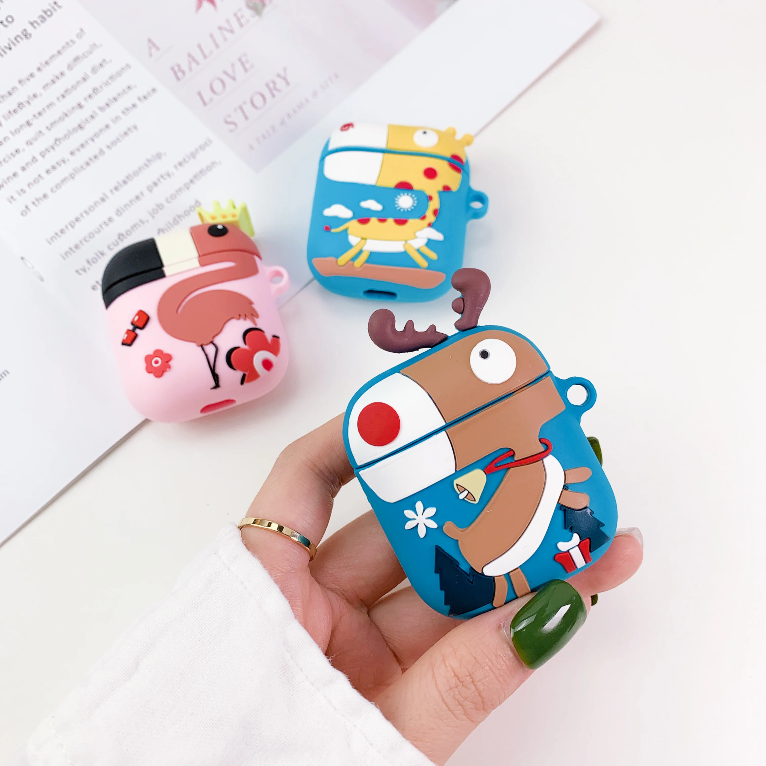 For appleAirpods Wireless Bluetooth earphone protective case 3D funny cartoon Silicone soft earpod case for airpods Earpods box
For appleAirpods Wireless Bluetooth earphone protective case 3D funny cartoon Silicone soft earpod case for airpods Earpods box
