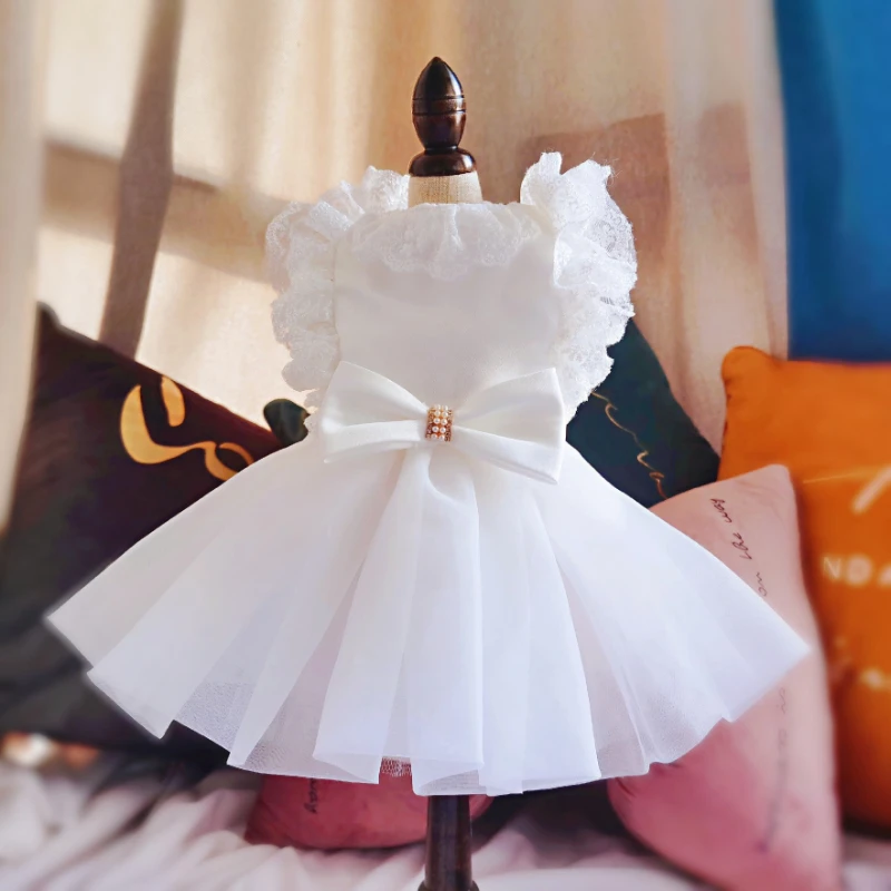 New Luxury and Elegant Cat and Dog Wedding Dress Tutu Dress Lace and Bow Design Big Skirt Pet Puppy Princess Dress Party Costume
New Luxury and Elegant Cat and Dog Wedding Dress Tutu Dress Lace and Bow Design Big Skirt Pet Puppy Princess Dress Party Costume