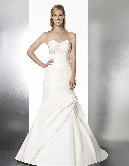 free shipping taffeta mermaid features figure pleated bodice soft pick-ups Beaded half corset closure bridal gown wedding dress
free shipping taffeta mermaid features figure pleated bodice soft pick-ups Beaded half corset closure bridal gown wedding dress